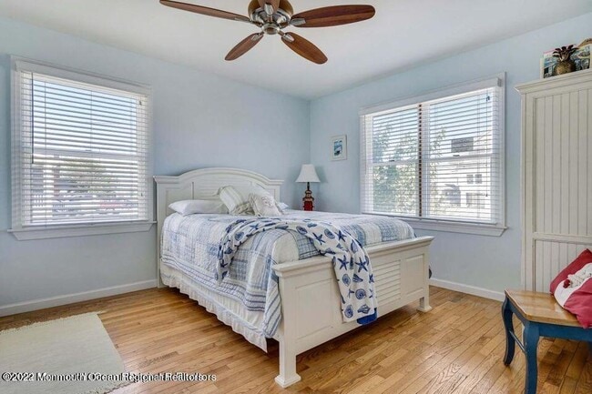 Photo - 2023 Bay Blvd
