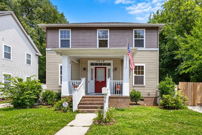 !!WOW!! SFD home for sale in Norfolk - !!WOW!! SFD home for sale in Norfolk