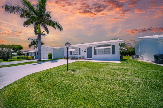 Photo - 904 SW 24th St Casa