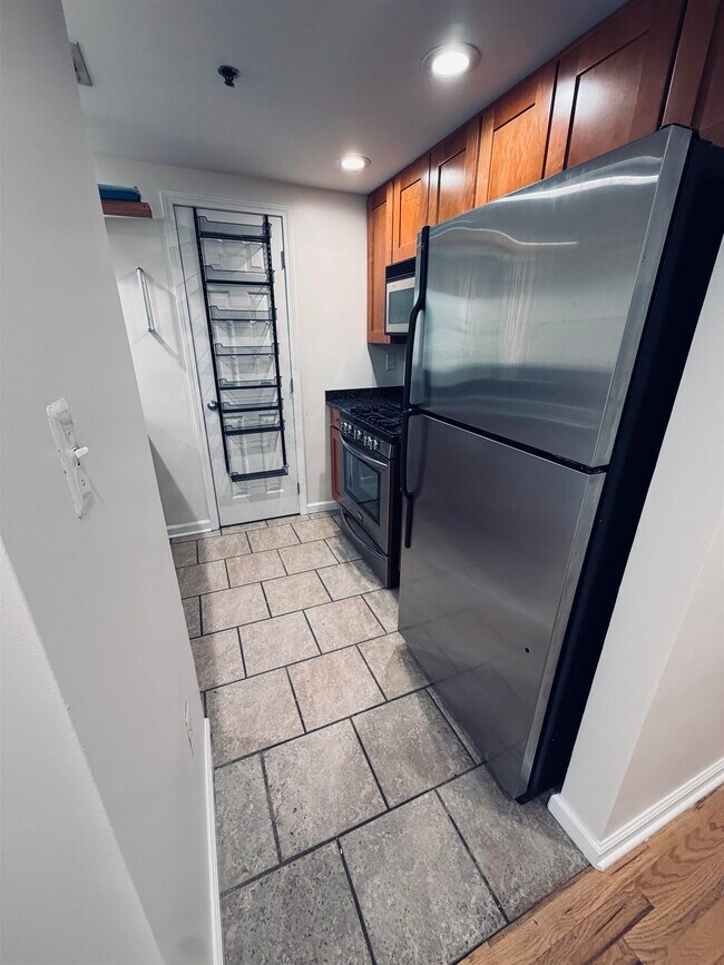 Photo - 920 Jefferson St Unit 303