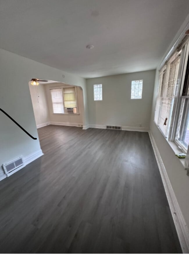 Photo - 4914 Alcott Ave