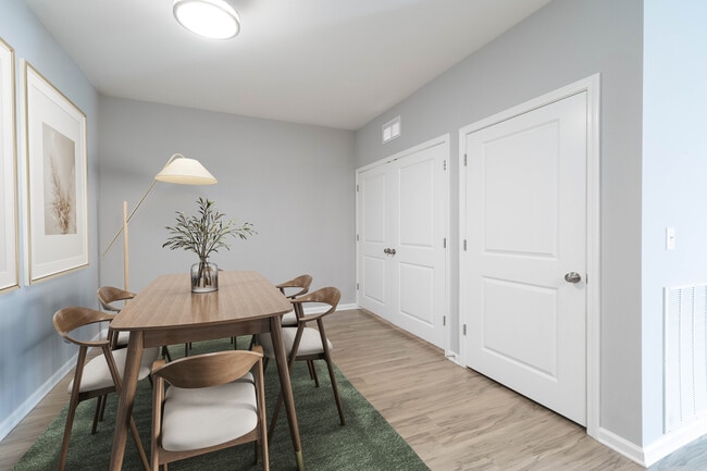 1 BR Dining & W/D Area