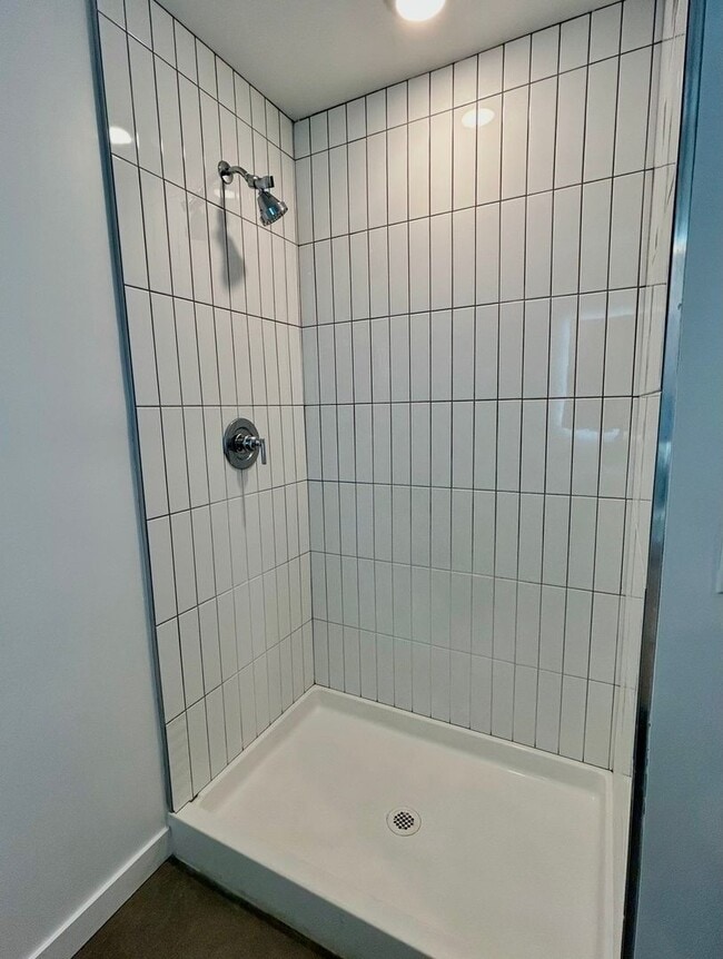 Photo - Harvey Hillcrest