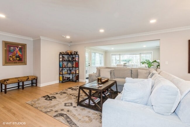 Photo - 3205 Sprucewood Rd