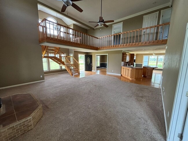 Photo - Large 3-Bedroom, 2-Bathroom Country Living Home In Tontitown!