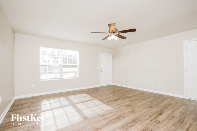 Photo - 178 Creekstone Ct