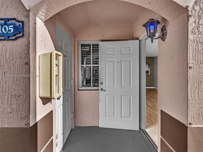 Photo - 1271 SE 28th Ct