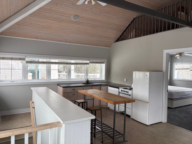 Photo - 19632 N Shore Dr