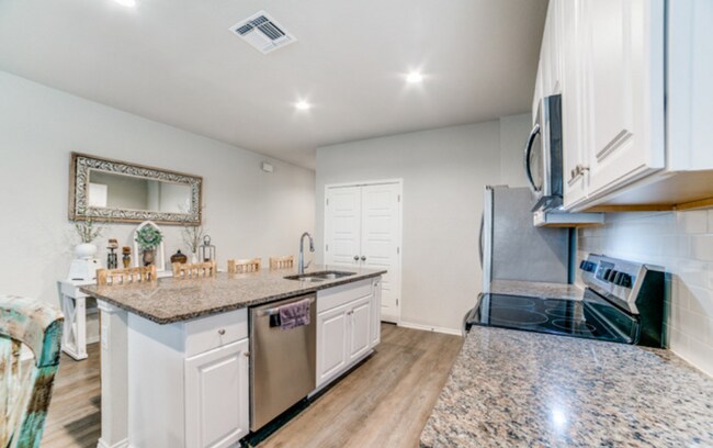 Photo - 12811 Lucas Ridge Dr