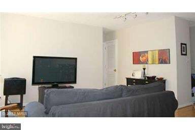 Photo - 1800 R St NW Unit 604