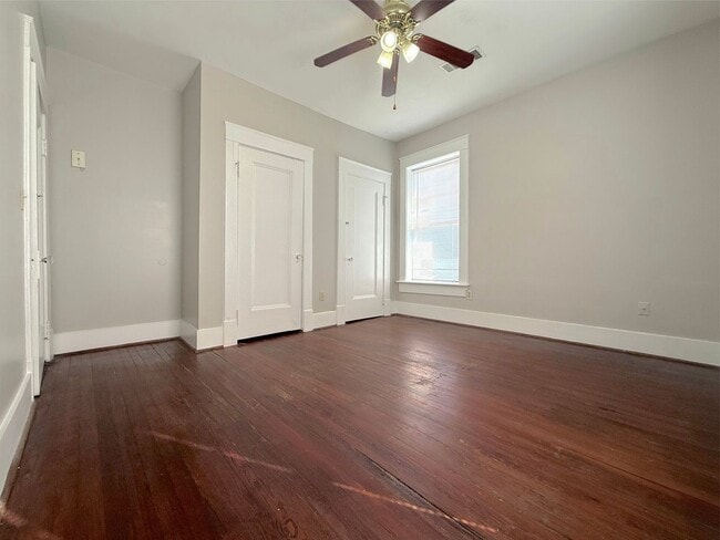 Photo - Katherine Court Apartments