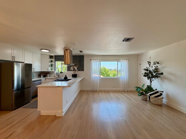 Photo - 604 E Orange Grove Ave Unit 2+2