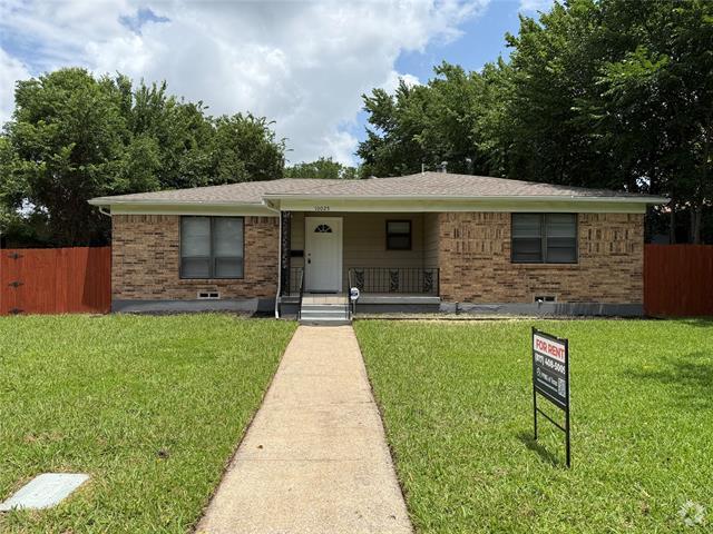 Building Photo - 10025 Neosho Dr Rental