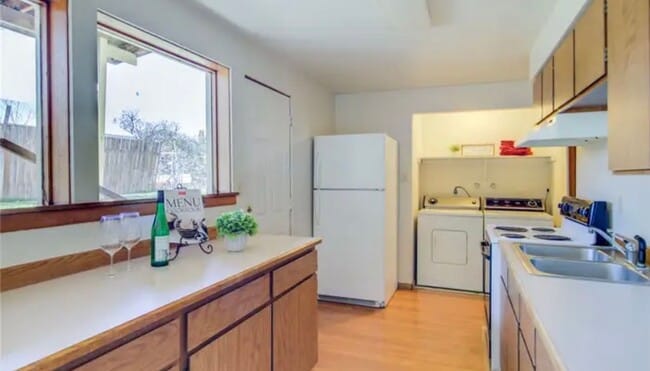 Photo - Baran (2018 11th St.) Unit B