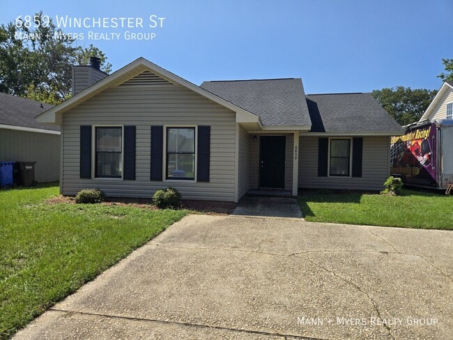 Photo - 6859 Winchester St