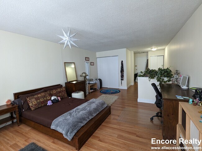 Photo - 1078 Boylston St Unit 2