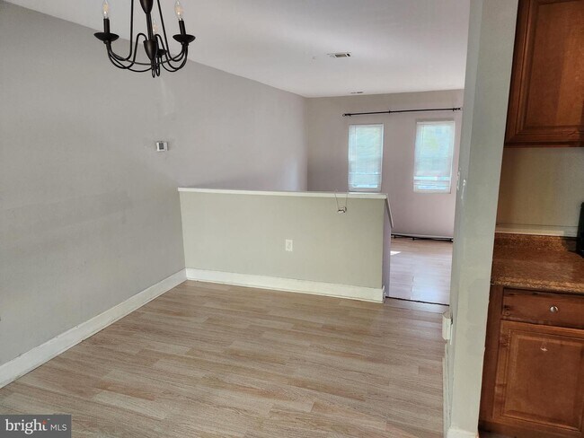 Photo - 5403 Crossrail Dr