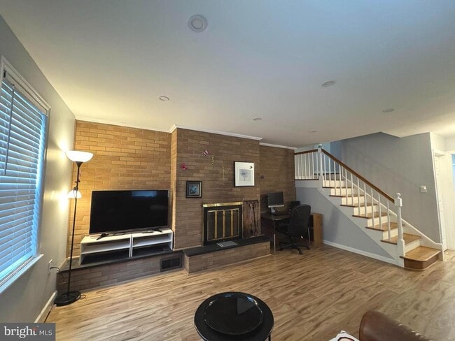 218 Birch Ave