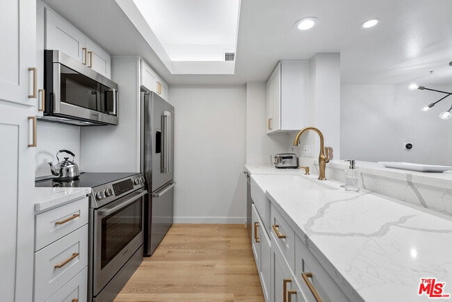 Photo - 13700 Marina Pointe Dr Unit 1426