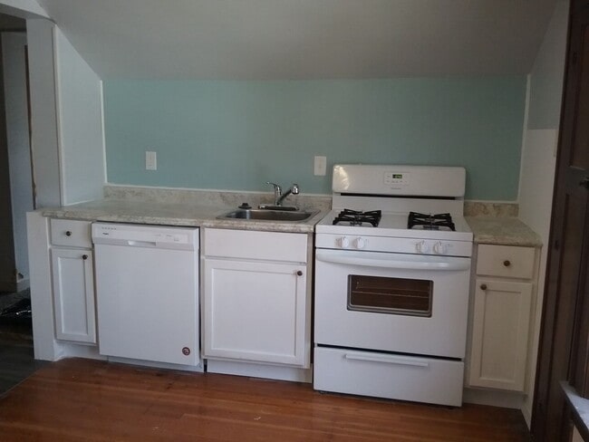 Photo - 40th Ave Unit 40th Upper