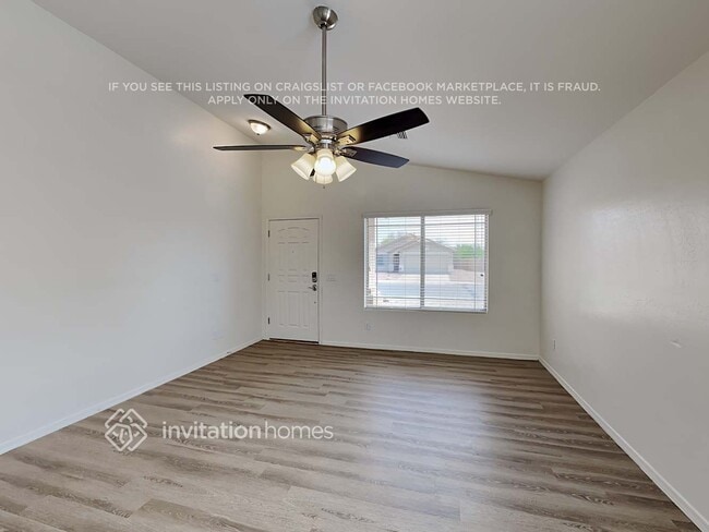 11008 E Delta Ave