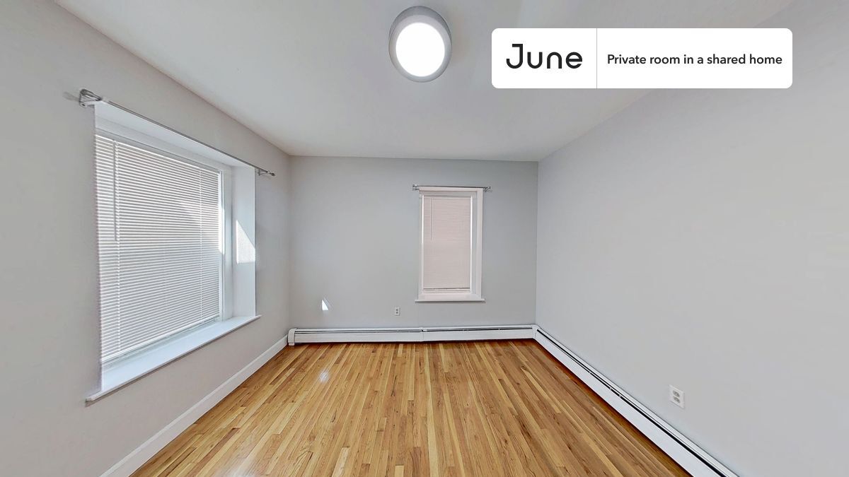 Private bedroom in 3 bed/1 bath Home - Private bedroom in 3 bed/1 bath Home