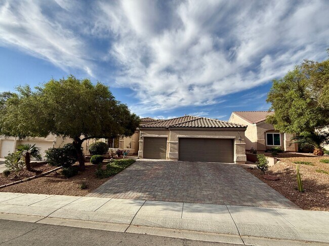 Photo - Single-Story Home with Solar, 3-Car Garage & Covered Patio