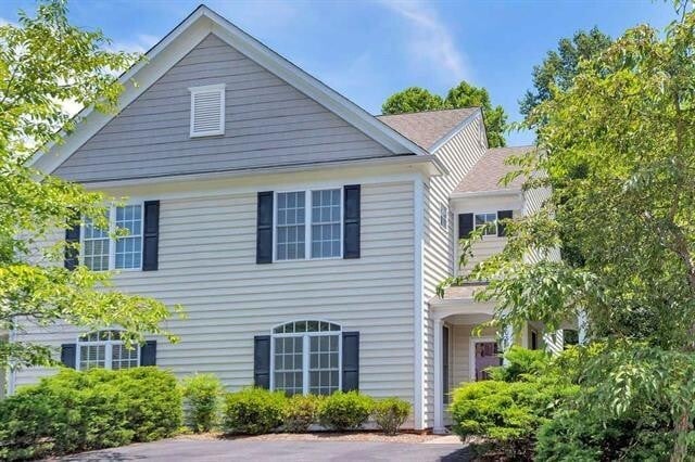 Photo - Bright Townhouse Available in Forest Lakes