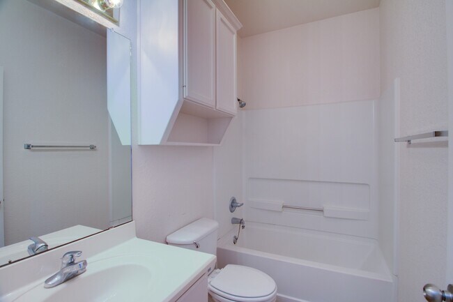 Photo - Surrey Ridge Duplex