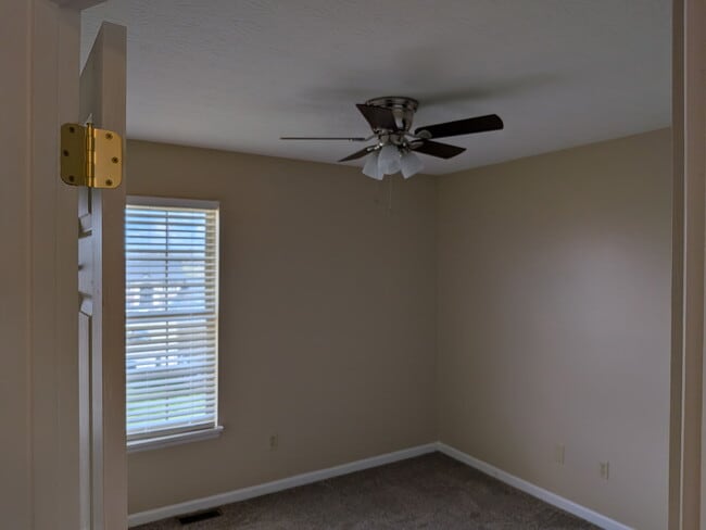 Photo - 907 Weeping Willow Dr Unit 907-4