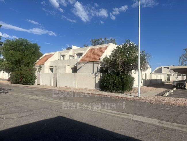 Photo - 1342 W Emerald Ave