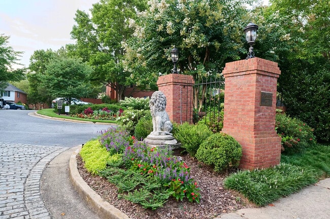 Photo - 14 Prescott Walk NE