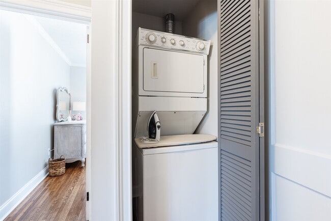 Photo - 9 Brookview Cir