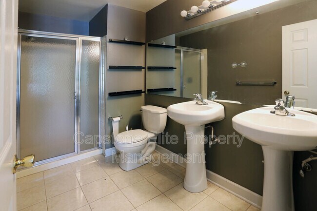 Society Hill Triple - Master Suite
