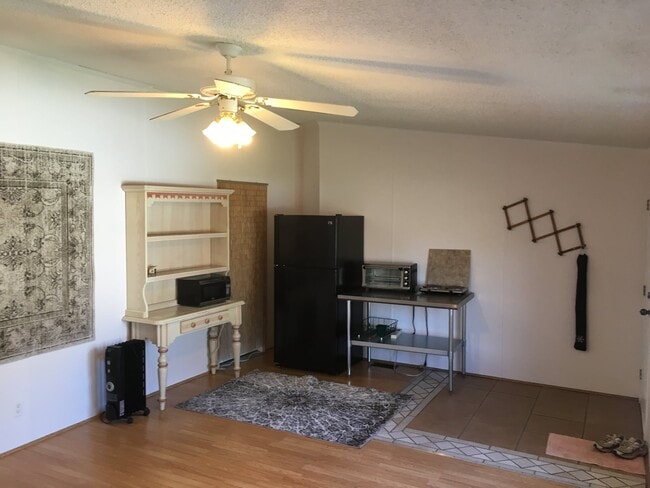 Photo - 500 Callejon Rd Unit Rental space