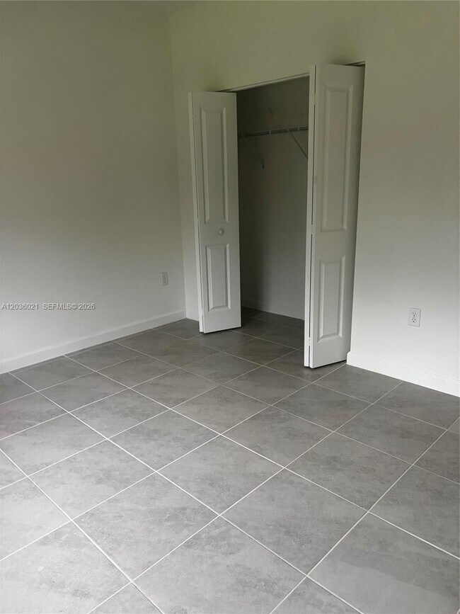 Photo - 2342 SE 30th St