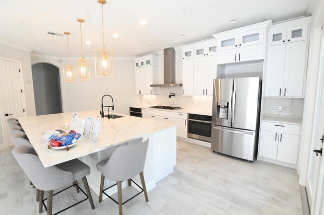 6119 Foxfield Ct