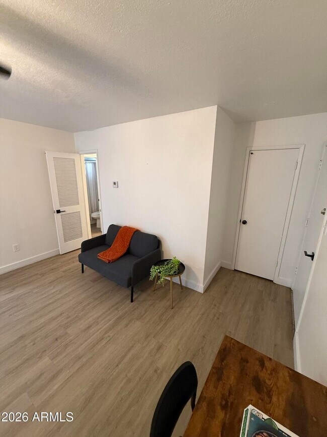 302 E Monte Vista Rd Unit A4