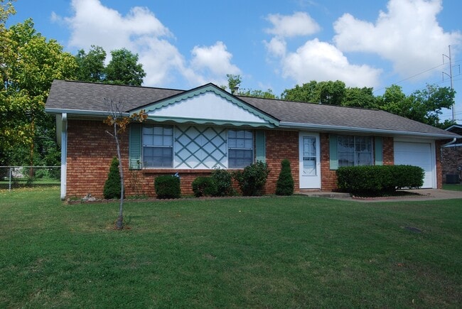 Beautiful 3 Bed, 1.5 Bath Home in the Hear... - Beautiful 3 Bed, 1.5 Bath Home in the Hear...