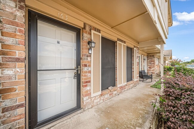 Photo - 3368 Burke Rd Unidad 163