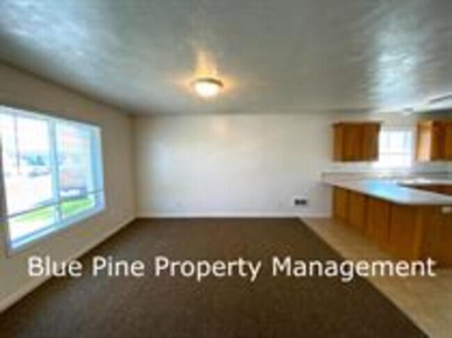 Photo - 3144 Chasewood Dr Unit 1