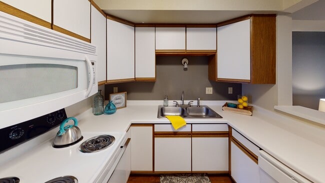 Woodlane Place Townhomes