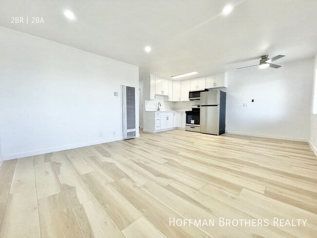 Photo - 14011 S Budlong Ave Unidad 207