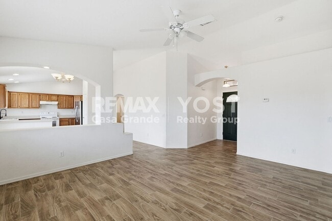 Photo - Bright, Open Floor Plan with Low-Maintenance Yard in Arizona City!