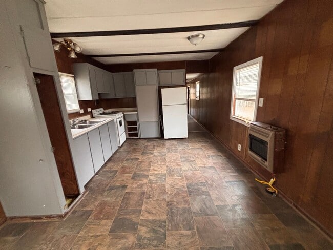 Photo - 1561 Pleasant Valley Rd SE Unit C