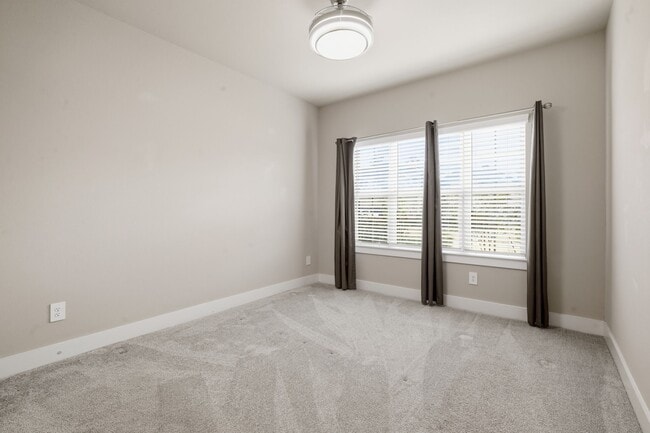 Photo - 9727 Migrant Hawker Ct