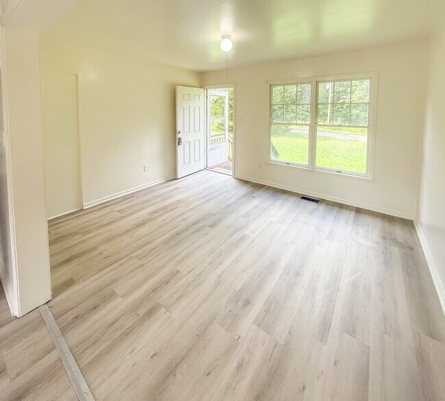 Photo - 520 Lancaster Creek Dr