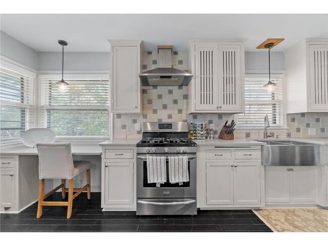 Photo - 5036 Richmond Dr