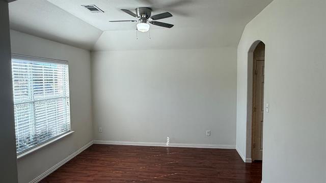 Photo - 519 Creekside Dr