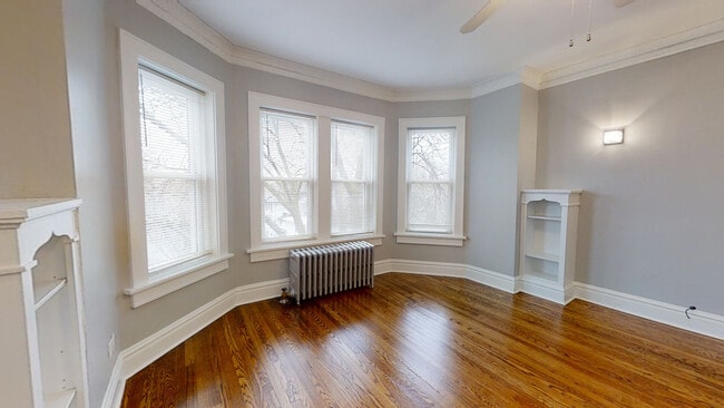 Photo - 309 Harrison St
